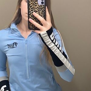 vs pink half zip sweatshirt with thumb holes
